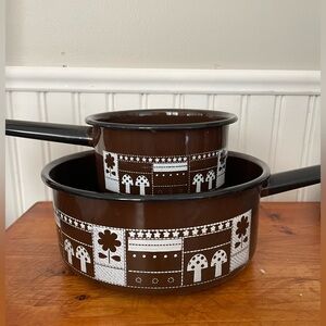 MUSHROOM, MCM brown white cooking enamel pots, 70s mid century modern